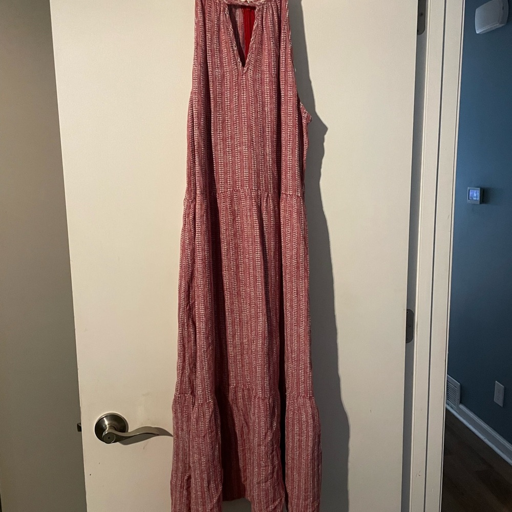 Universal Threads Red and White Dress